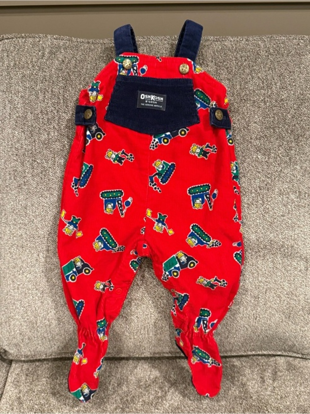 Vintage Oshkosh B’gosh vestbak genuine article red/blue construction overalls